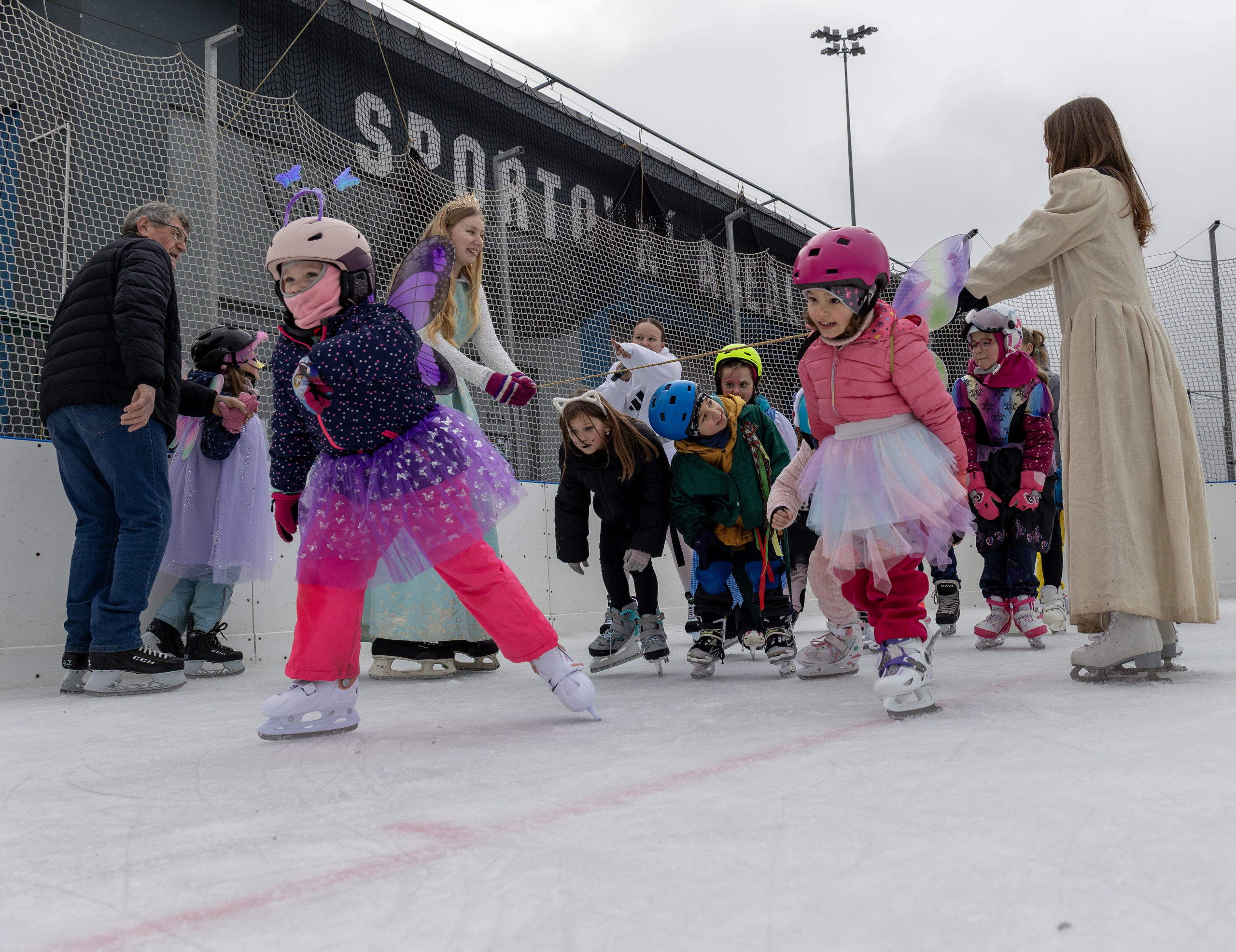 Dětský karneval na ledě